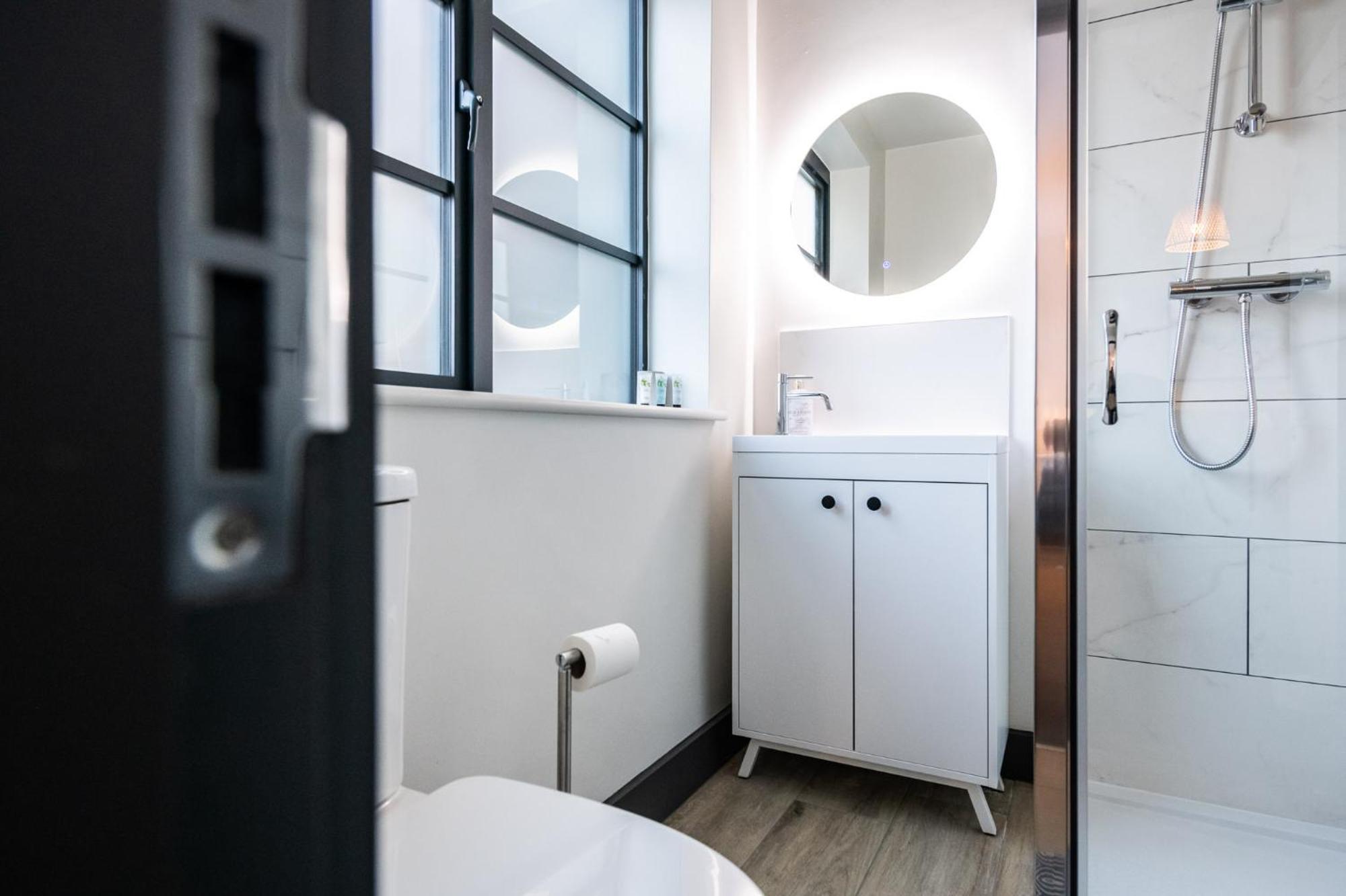 2 Castle Mews Apartment ซอลส์บรี ภายนอก รูปภาพ