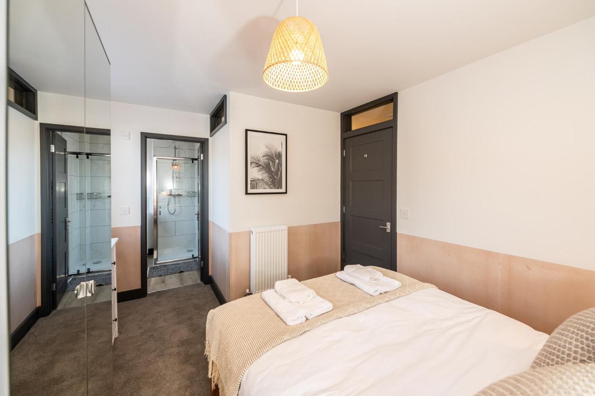 2 Castle Mews Apartment ซอลส์บรี ภายนอก รูปภาพ