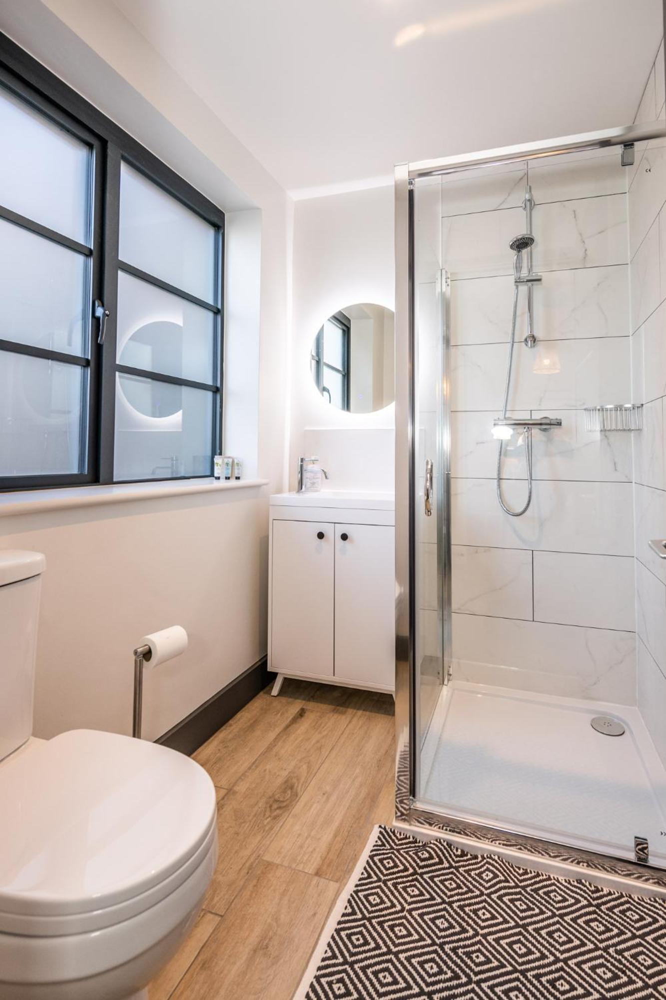 2 Castle Mews Apartment ซอลส์บรี ภายนอก รูปภาพ